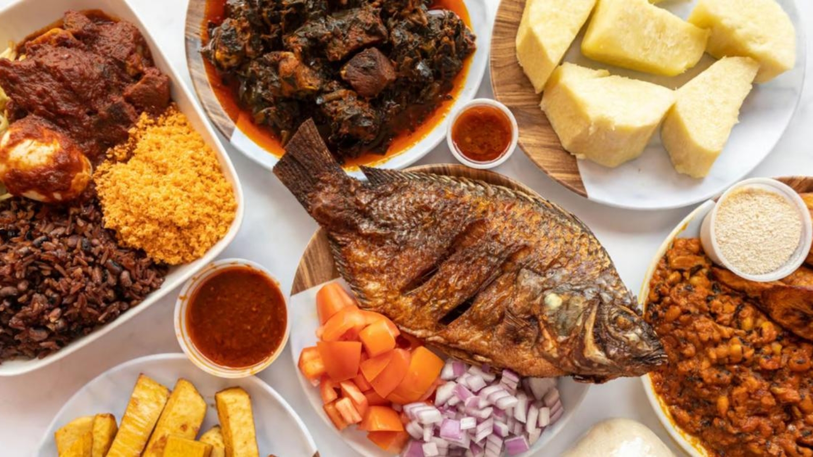 Pairing Ghanaian dishes and drinks can elevate any meal experience. Ghanaian cuisine, rich in flavor, deserves the perfect drink pairing to bring out its best qualities. Whether you’re in Labone, East Legon, or Nima, Payless Drinks offers a wide selection to complement your favorite dishes.